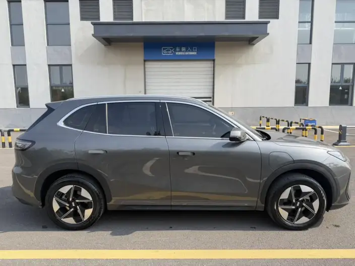 Geely Galaxy E5 2026 Model 610km Tiggo + Edition – фото 7