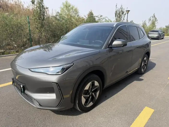 Geely Galaxy E5 2026 Model 610km Tiggo + Edition – фото 10