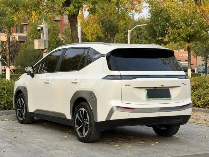 AION Y 2025 Model Plus 510 Smart Edition