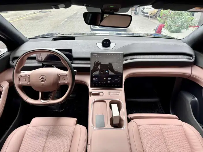 NIO EC6 2023 Model 75kWh – фото 6