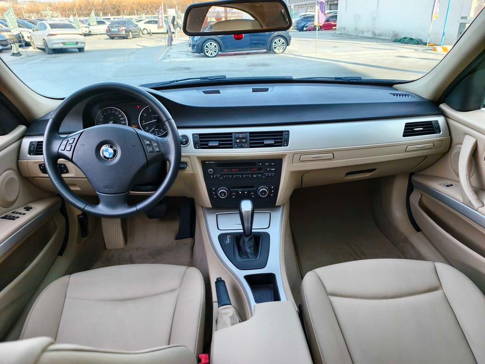 BMW 3 Series 2011 модификация 318i Leading – фото 12