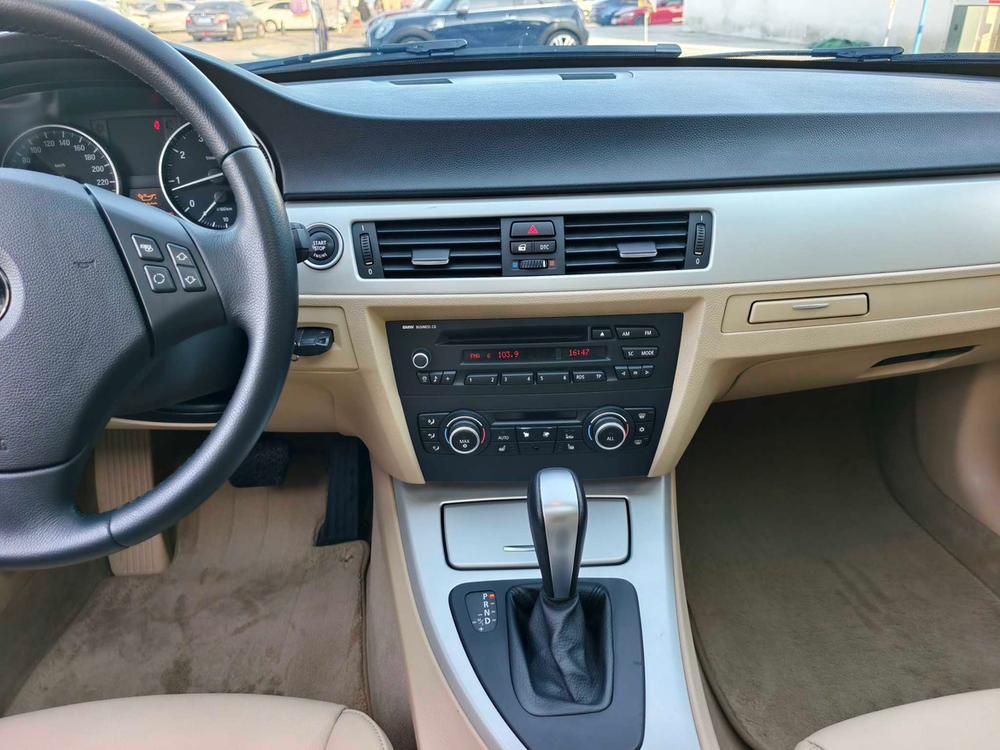 BMW 3 Series 2011 модификация 318i Leading – фото 13