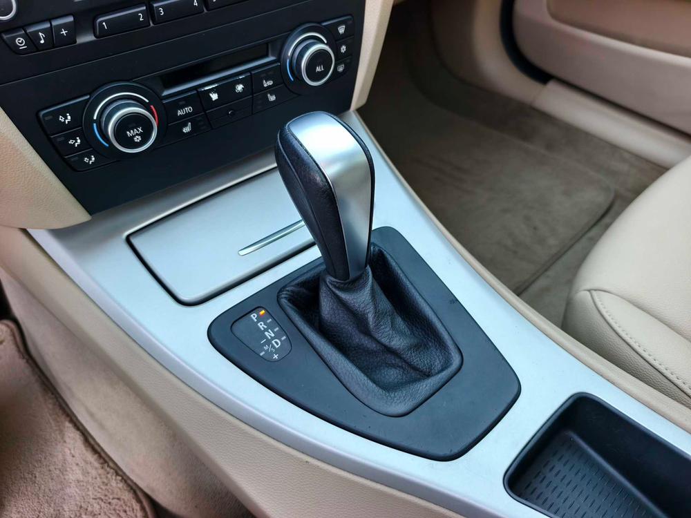 BMW 3 Series 2011 модификация 318i Leading – фото 15