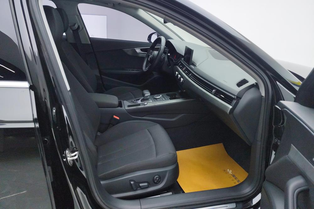 Audi A4L 2019 40 TFSI Entry China VI – фото 10