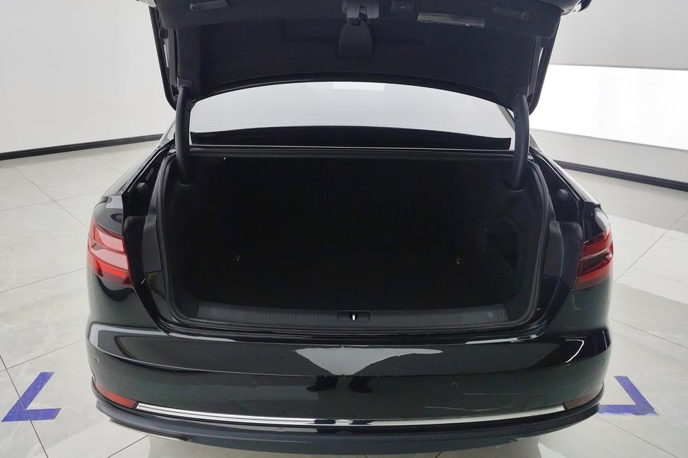Audi A4L 2019 40 TFSI Entry China VI – фото 17
