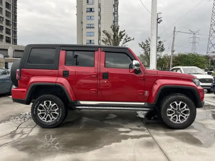 BAIC BJ40 2024 Model City Hunter Edition 2.0T Automatic 4WD Pioneer Model – фото 8