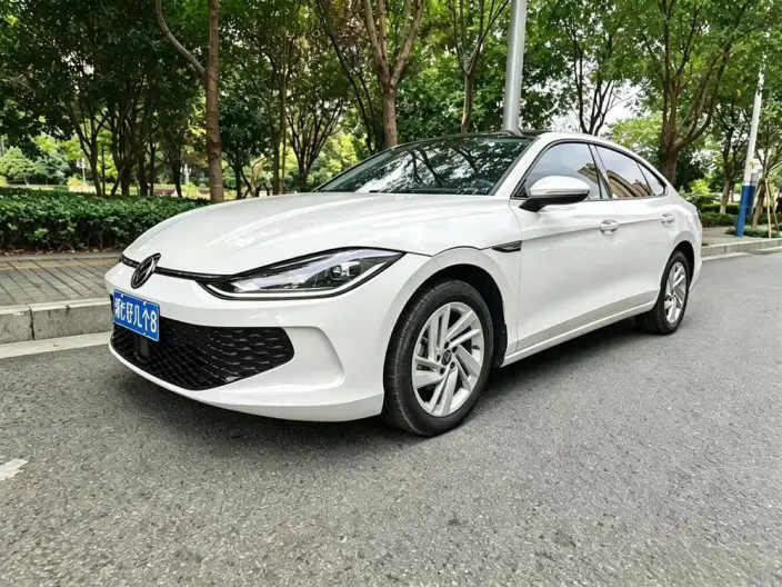 Volkswagen Lamando 2022 Model Volkswagen Lamando L 280TSI DSG Spicy version – фото 1