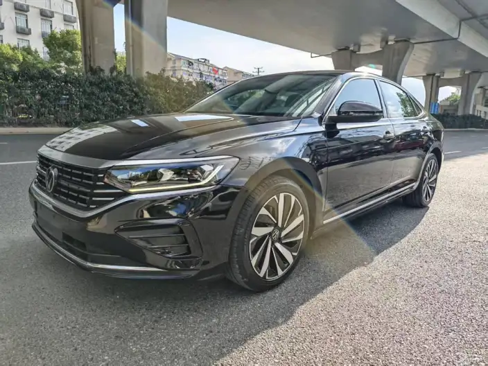 Volkswagen Passat 2023 Model Facelift 330TSI Starry sky Elite Edition – фото 1