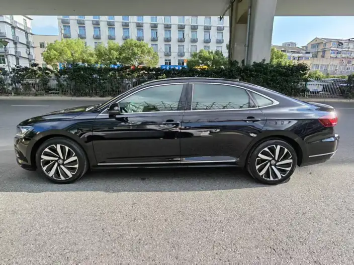Volkswagen Passat 2023 Model Facelift 330TSI Starry sky Elite Edition – фото 3