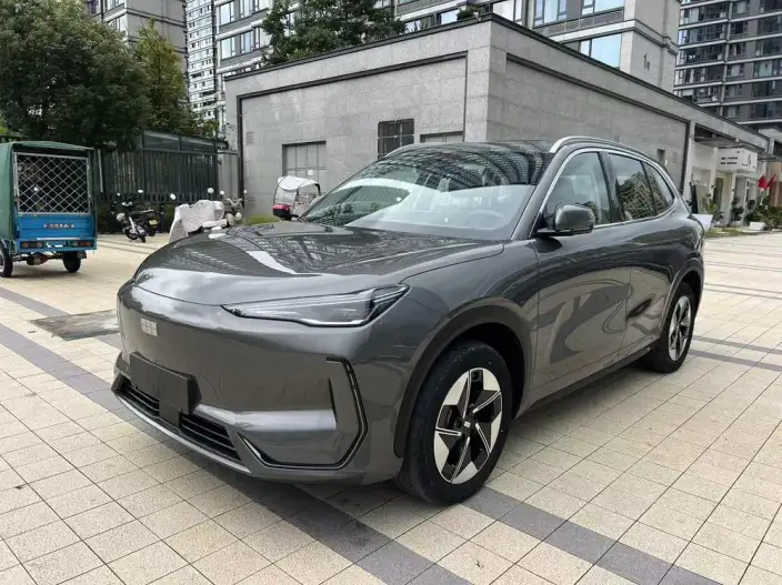 Geely Galaxy E5 2026 Model 610km Tiggo + Edition