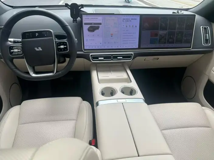 Li Auto L6 2024 Model Pro Edition – фото 7