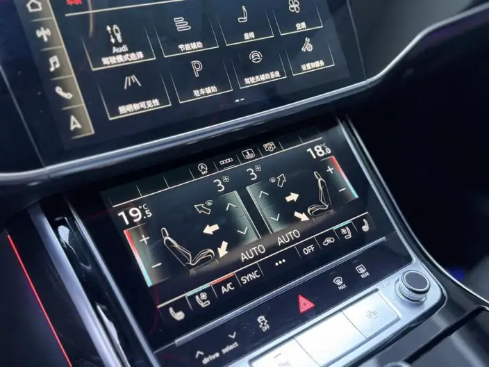 Audi A8 2022 Model A8L 50 TFSI quattro Comfort Model Collector Edition Edition – фото 7