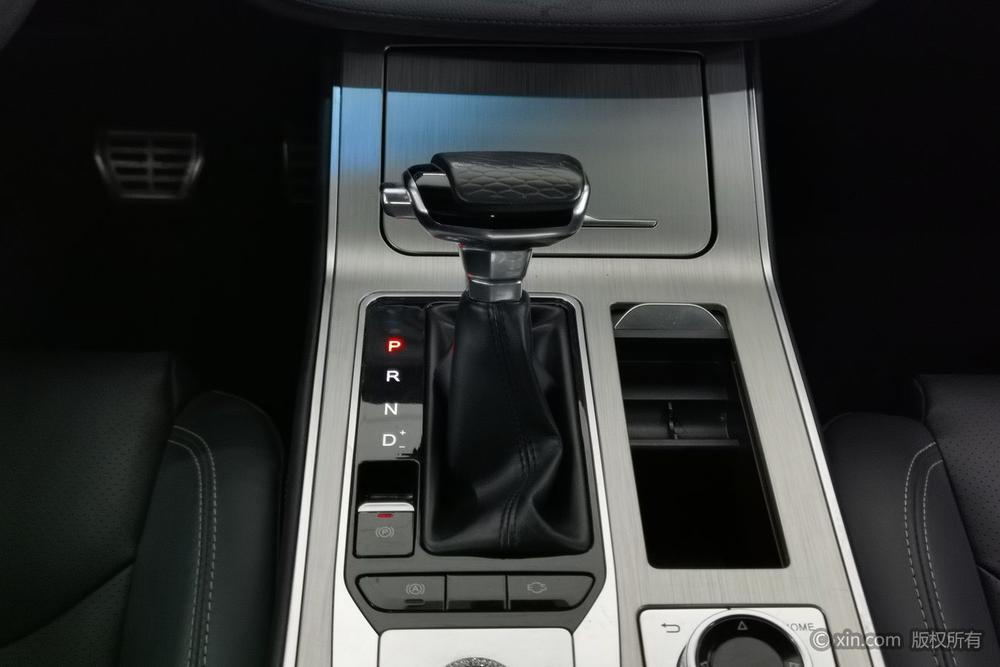 Jetour X70 Модель 2020 года 1.5T DCT Comfort Edition 6 seat – фото 15