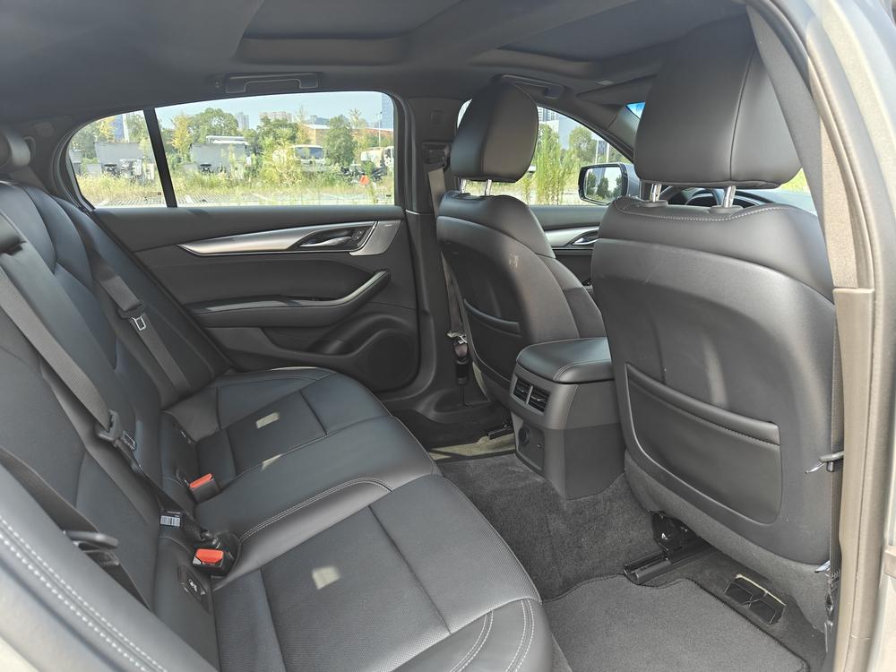 Cadillac CT5 2023 28T Luxury Standard – фото 11