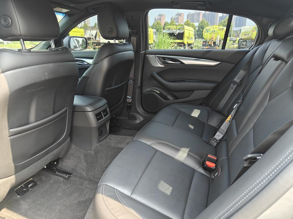 Cadillac CT5 2023 28T Luxury Standard – фото 16