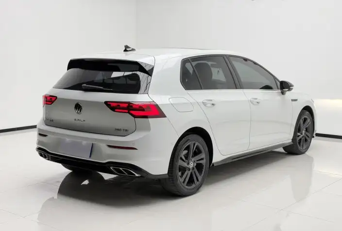 Volkswagen Golf 2021 Model 280TSI DSG R-Line – фото 6