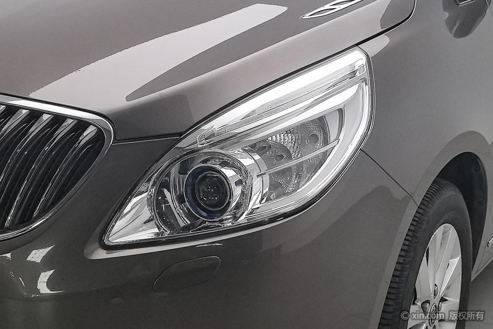 Buick GL8 2014 2.4L LT Luxury Business Executive – фото 7