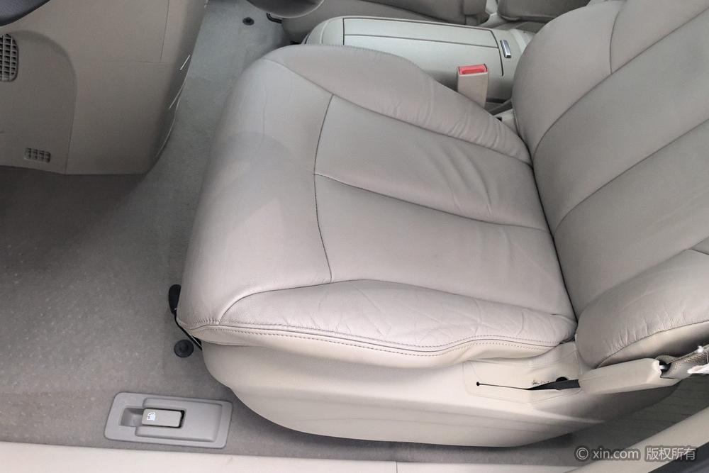 Buick GL8 2014 2.4L LT Luxury Business Executive – фото 18