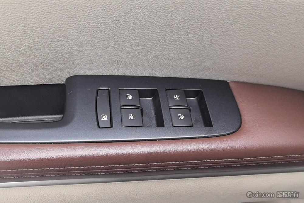 Buick GL8 2014 2.4L LT Luxury Business Executive – фото 22