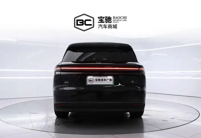 Li Auto i8 2025 Model Standard Edition – фото 3