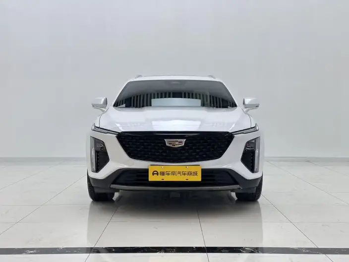 Cadillac GT4 2023 Model 25T Fashion Model – фото 2