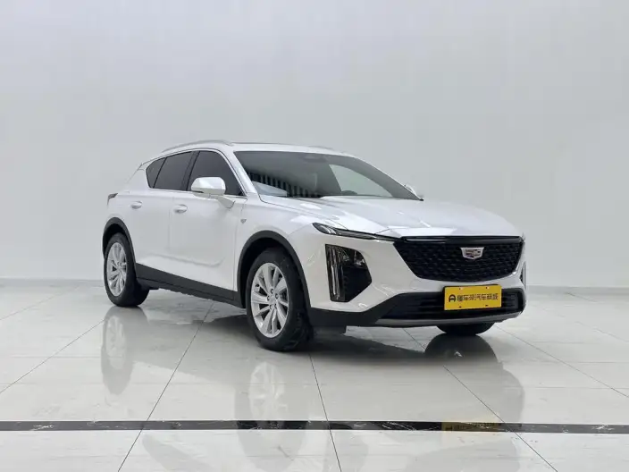 Cadillac GT4 2023 Model 25T Fashion Model – фото 3