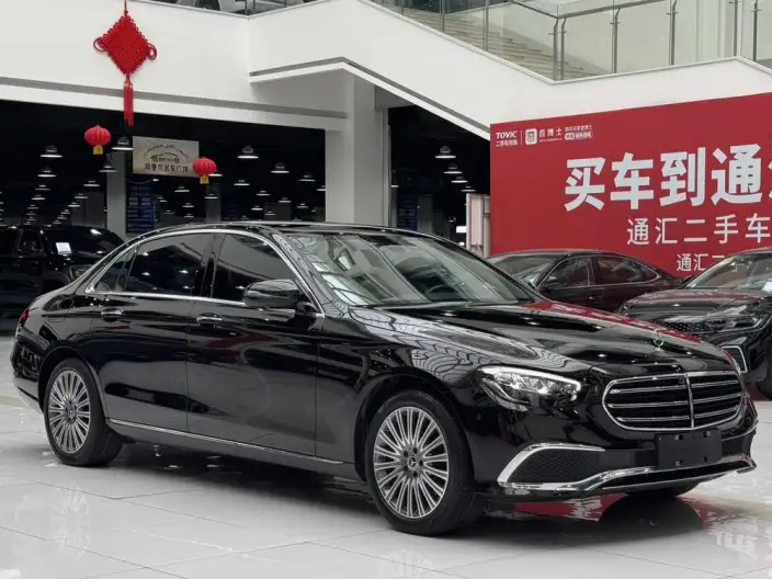 Mercedes-Benz E-Class 2023 Model E 300 L Luxury Model sedan – фото 3