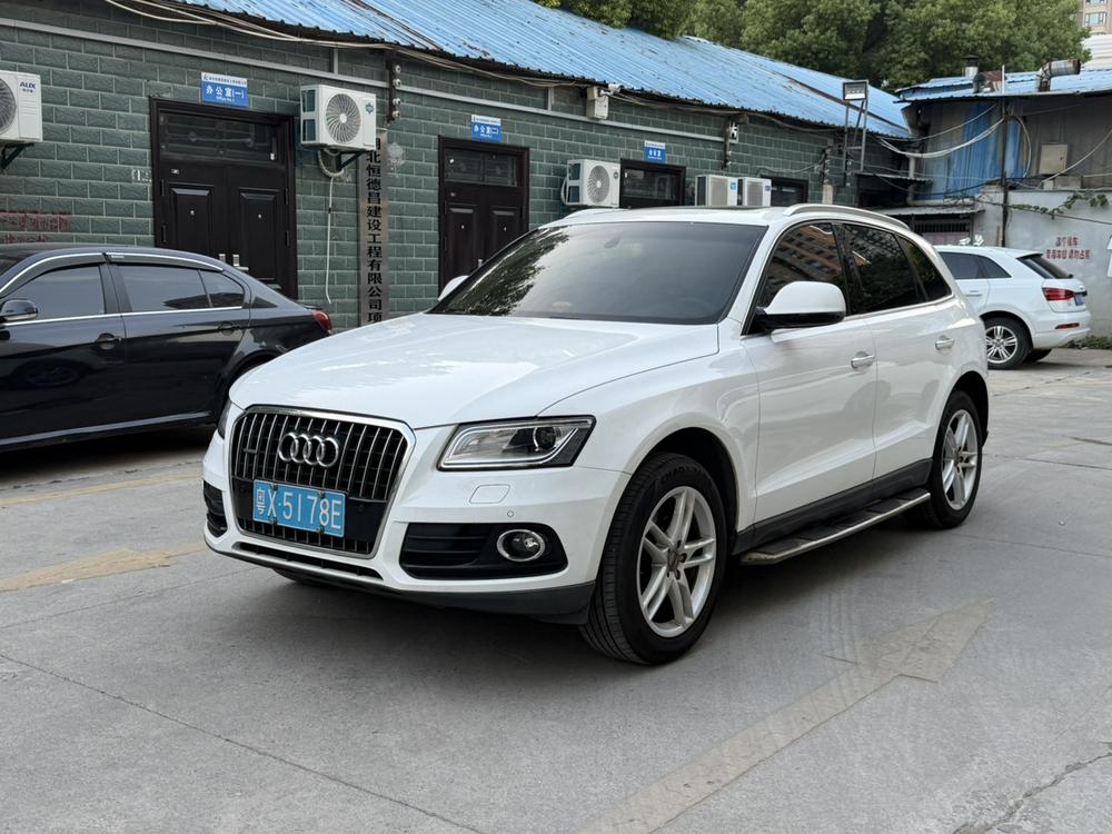 Audi Q5 2017 40 TFSI Technology – фото 1