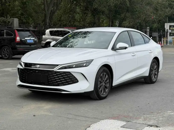 QinL DM 2026 Model DM-i 128KM Enterprising Model – фото 1