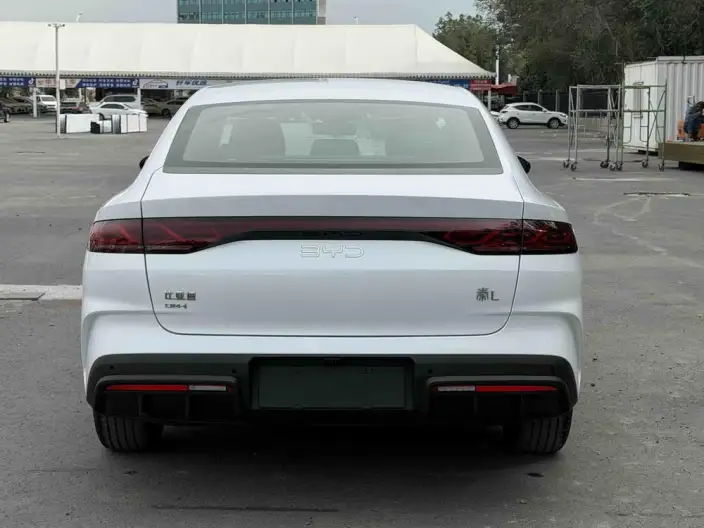 QinL DM 2026 Model DM-i 128KM Enterprising Model – фото 5