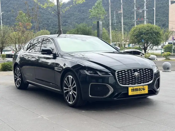 Jaguar XFL 2021 Model 2.0T P250 2WD Exclusive Deluxe Edition