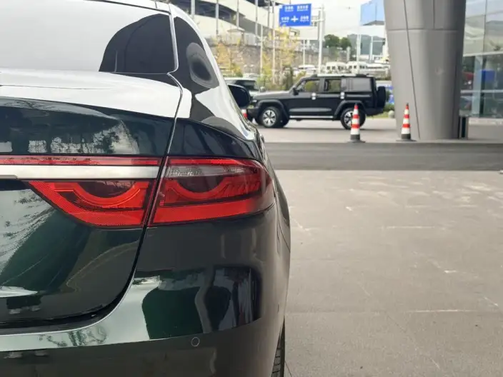 Jaguar XFL 2021 Model 2.0T P250 2WD Exclusive Deluxe Edition – фото 10
