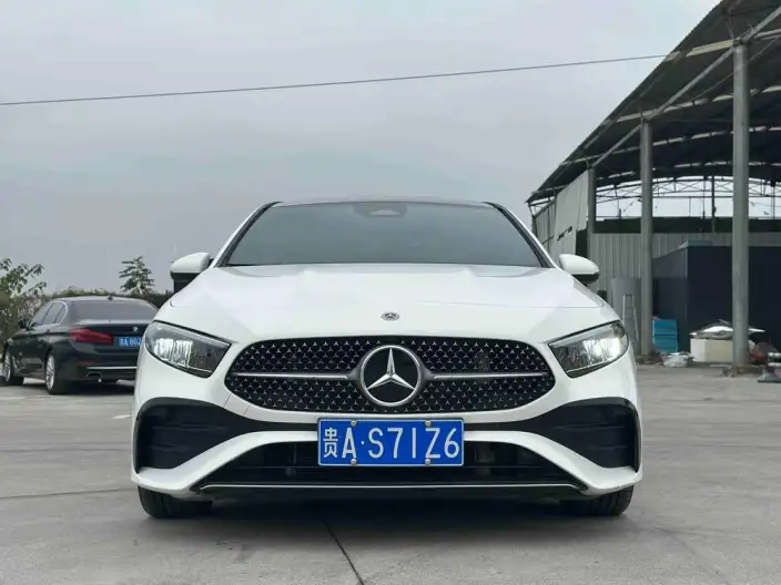 Mercedes-Benz A-class 2025 Model A 180 L – фото 2