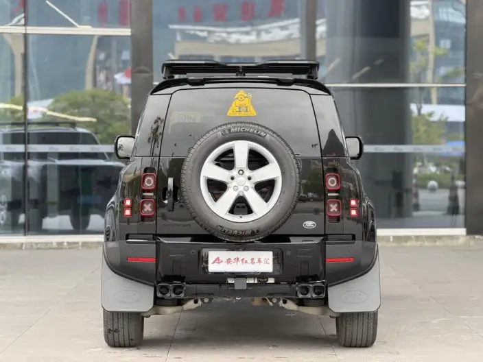 Land Rover Defender 2024 Model 90 3.0T P400 HSE – фото 3
