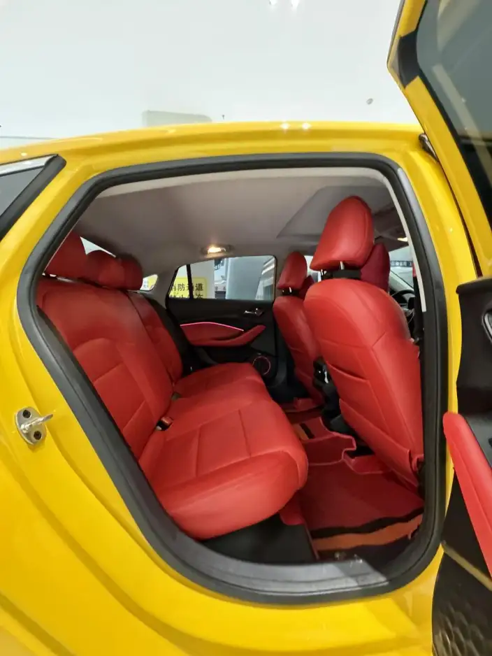 MG5 2022 Model 180DVVT CVT Youth Deluxe Edition – фото 9