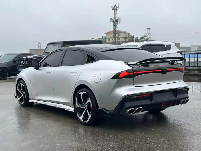 Changan UNI-V 2022 Model 1.5T Sports Edition – фото 4