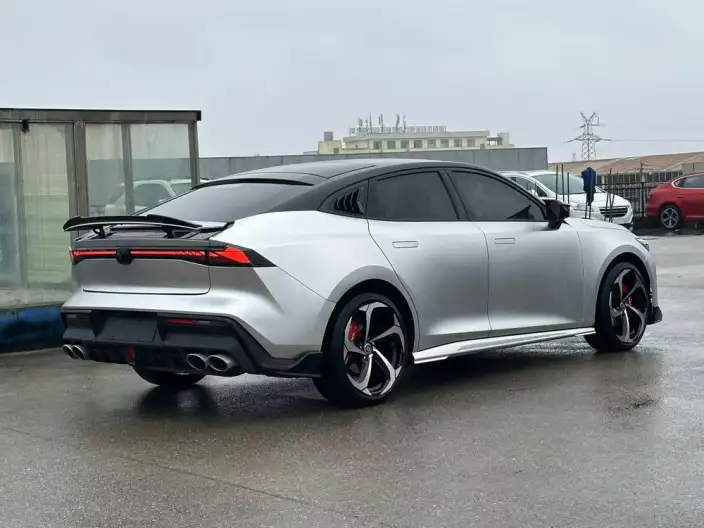 Changan UNI-V 2022 Model 1.5T Sports Edition – фото 6