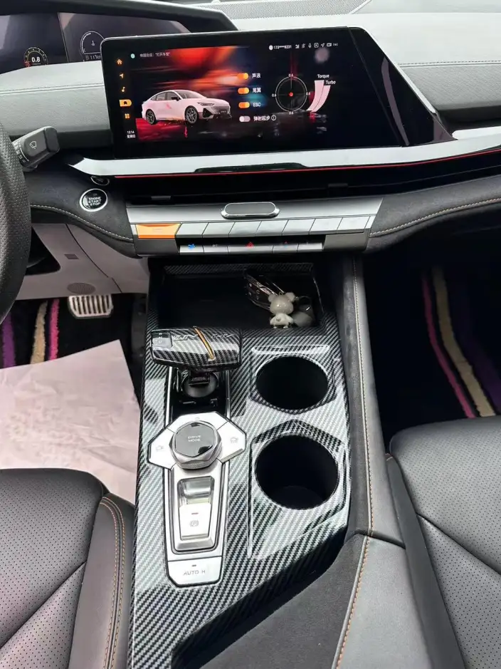 Changan UNI-V 2022 Model 1.5T Sports Edition – фото 7