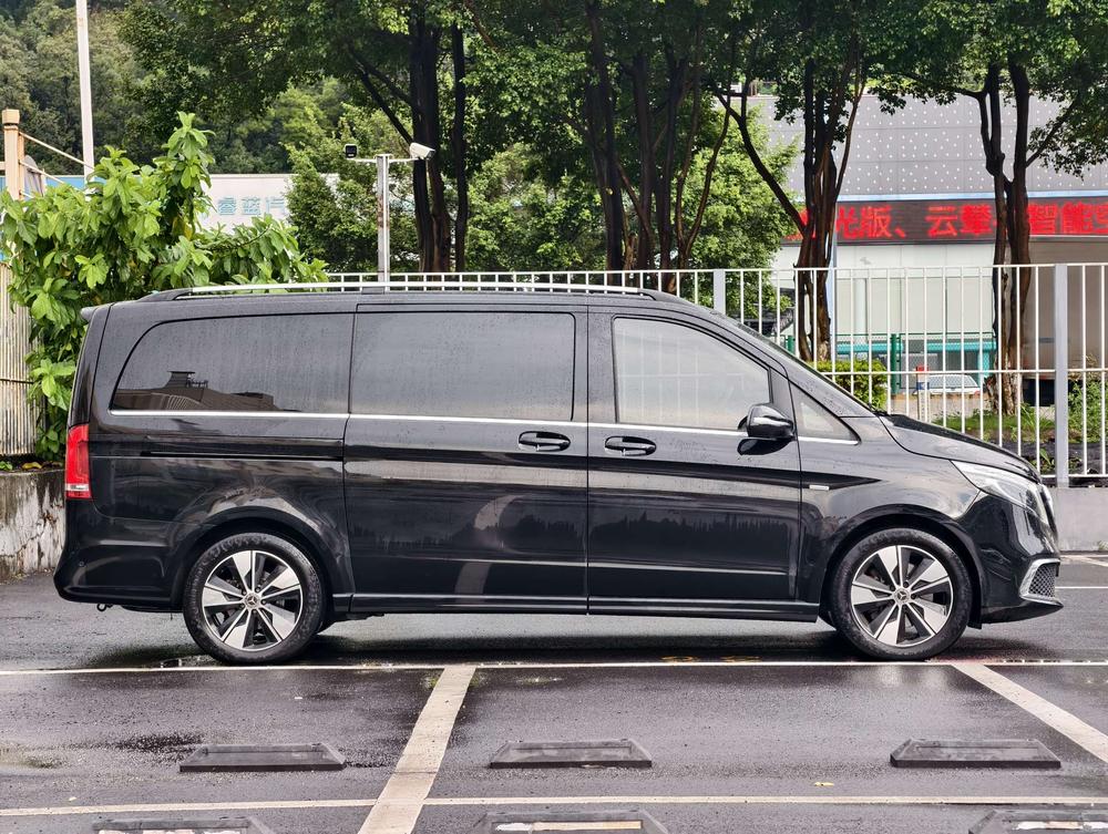 Mercedes-Benz V-Class 2021 V 260 Premium – фото 7