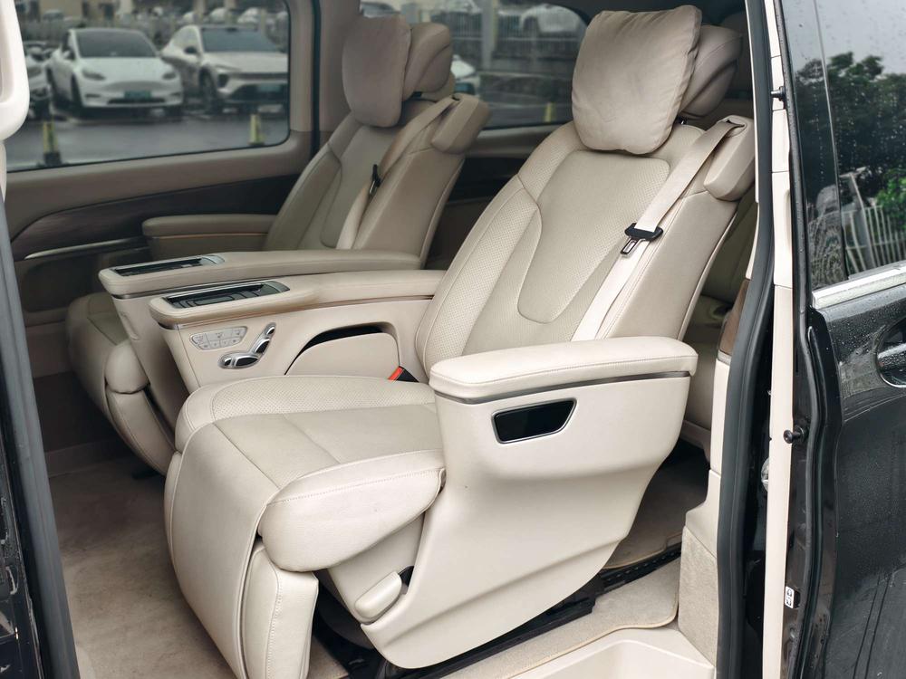 Mercedes-Benz V-Class 2021 V 260 Premium – фото 22