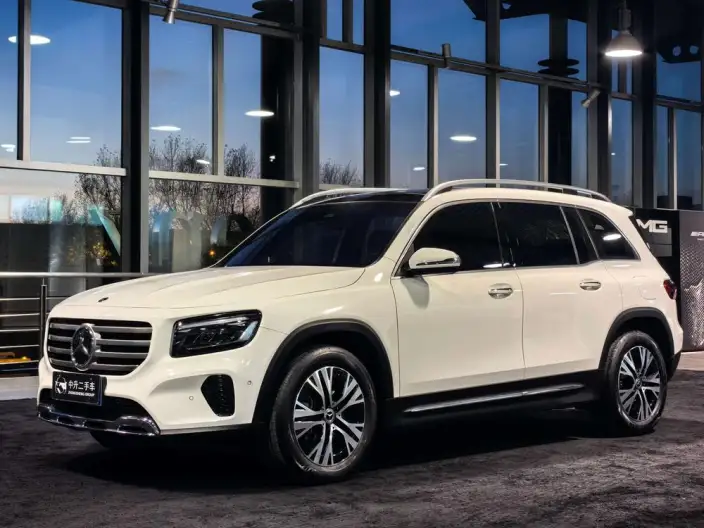 Mercedes-Benz GLB 2024 Model GLB 220 Dynamic Model – фото 1