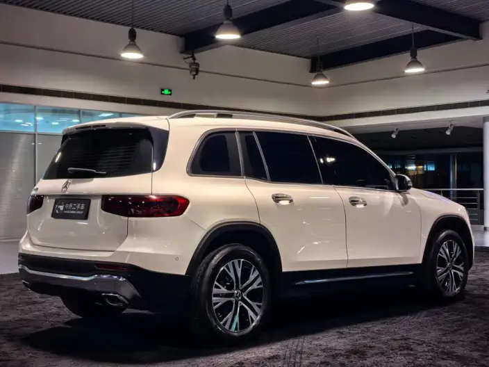 Mercedes-Benz GLB 2024 Model GLB 220 Dynamic Model – фото 3