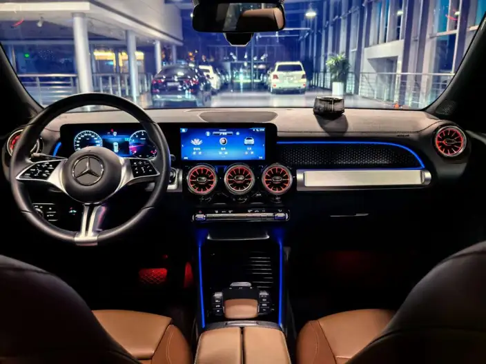 Mercedes-Benz GLB 2024 Model GLB 220 Dynamic Model – фото 10