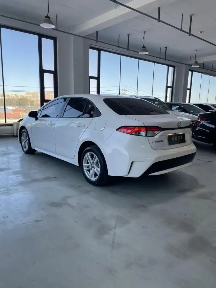 Toyota Levin 2022 Model 185T CVT Deluxe Edition – фото 4