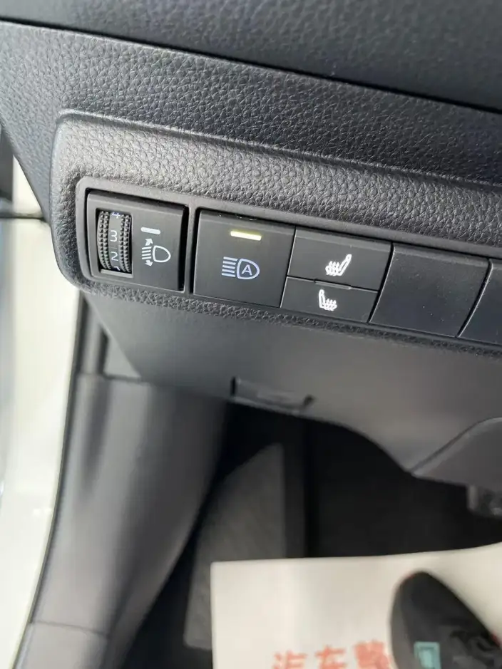 Toyota Levin 2022 Model 185T CVT Deluxe Edition – фото 9