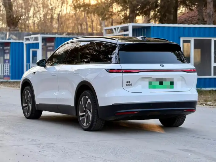 NIO ES8 2023 Model 100kWh Executive Edition – фото 4