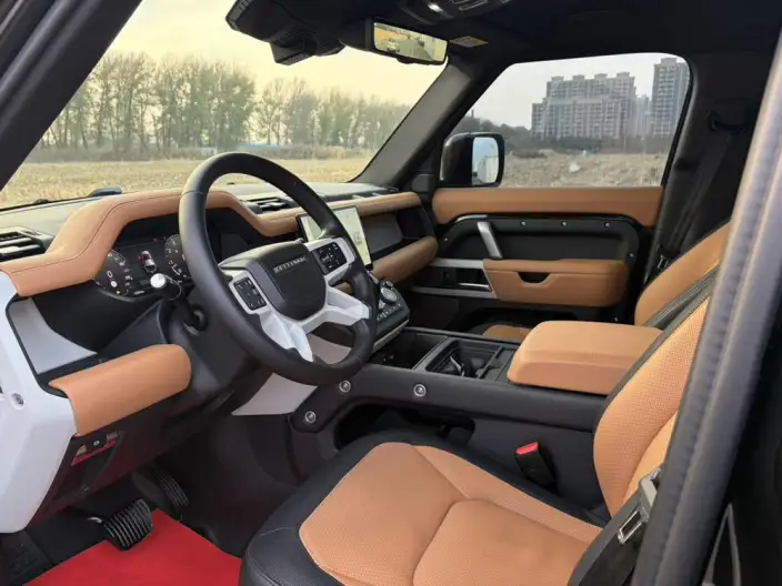 Land Rover Defender 2024 Model 110 3.0T P400 X-Dynamic HSE – фото 9