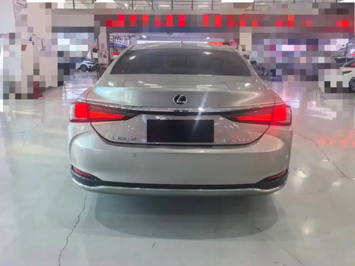 Lexus ES 2022 Model 200 Superior Edition – фото 5
