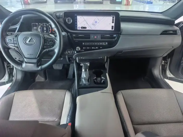Lexus ES 2022 Model 200 Superior Edition – фото 7