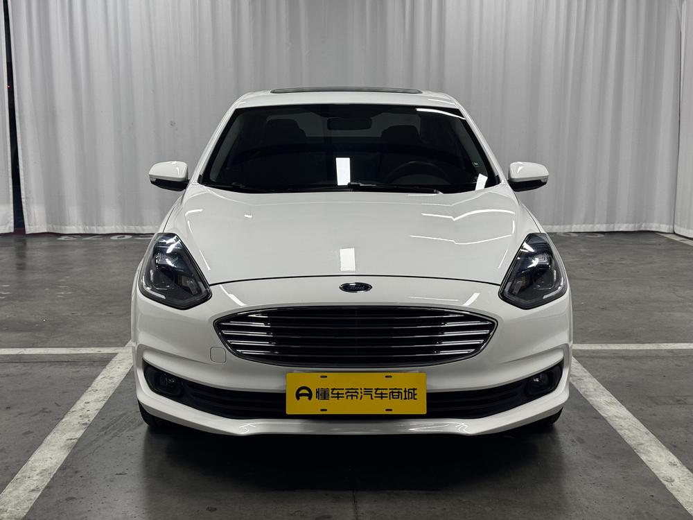 Ford Focus Sedan 2019 Facelift 1.5L Automatic Joyful Enjoyment China VI – фото 2